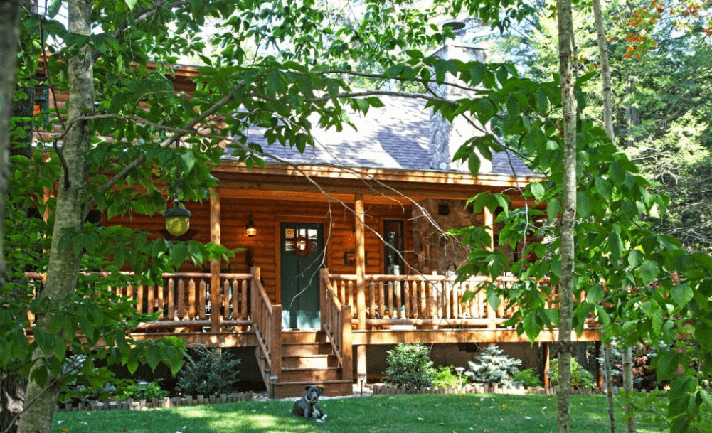 Building Your Cedar Log Home in Pigeon Forge, TN